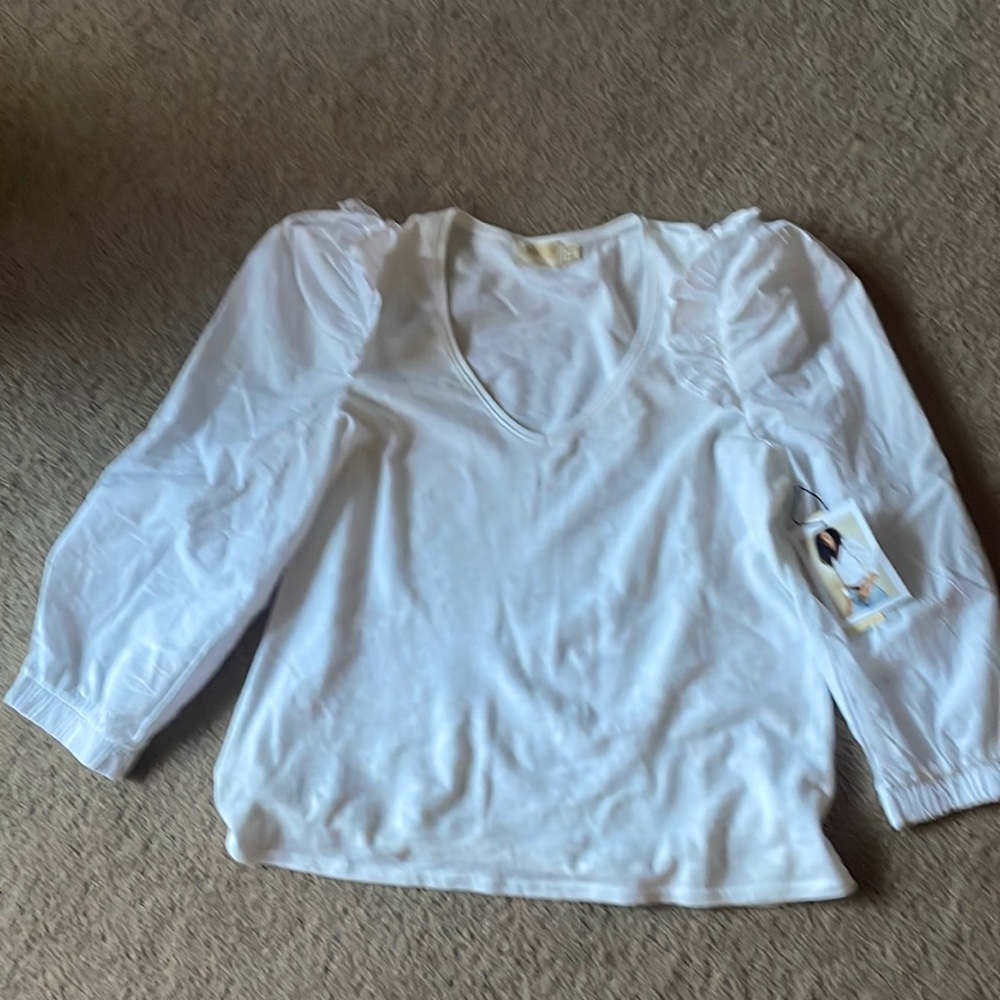 V neck ruffle top